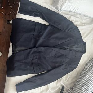 Banana Republic slim Navy Suit (jacket: 40 long) (pants: 32 regular)